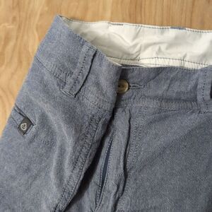 Tasc Performance Shorts Men's Casual Golf Stretch Blue 35x7"‎ Chambray Viscose